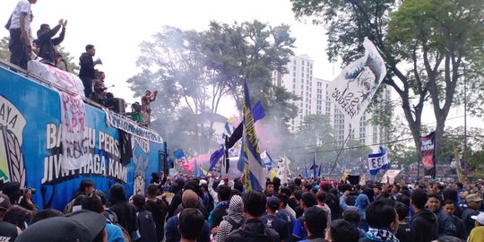 Persib Kalah di Piala Menpora, Bobotoh Lakukan Perusakan dan Vandalisme di Bandung