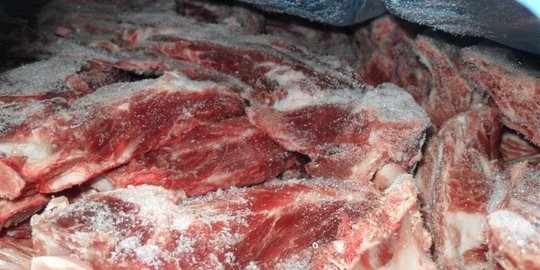 Antisipasi Lonjakan Harga, Bulog Jual Daging Beku Online Mulai Rp80.000