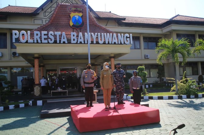 bupati ipuk pimpin apel kesiapan pengamanan larangan mudik