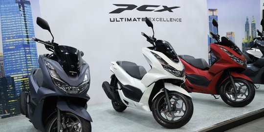 Skutik Premium All New Honda PCX Jadi "Bike of the Year"