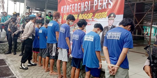 Resahkan Masyarakat, 14 Pemuda Bersajam di Bogor Diringkus Polisi