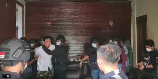 Warga Komplek Kaget Saat Munarman Ditangkap, Polisi Sempat Lapor Ketua RT