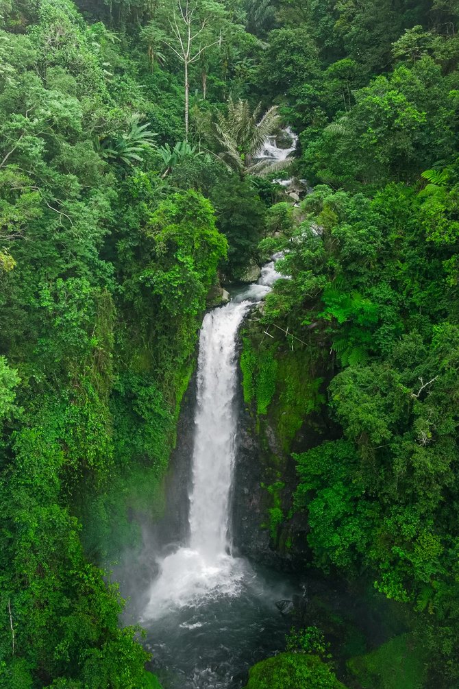 air terjun ketemu jodoh