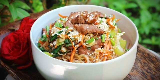 ilustrasi soun goreng