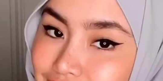 4 Cara Berhijab Pashmina yang Simple dan Mudah Dicoba