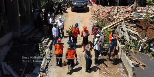 Kemensos Salurkan BST untuk Korban Terdampak Gempa Malang di Lumajang