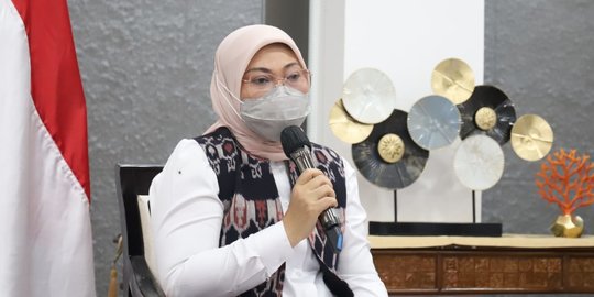 Menaker Ida Minta Pekerja Patuhi Protokol Kesehatan saat Peringati May Day