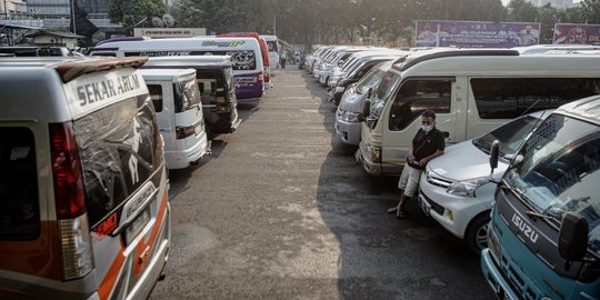 Travel Gelap Tawarkan Jasa Antar Mudik di Media Sosial