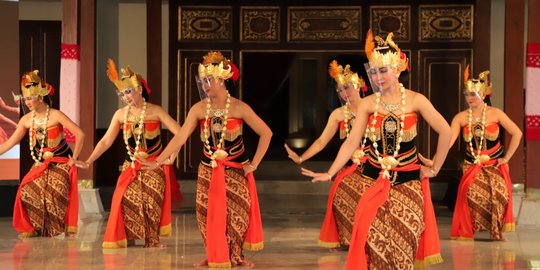 Gibran Minta Warga Tidak Perlu Takut Gelar Festival Kebudayaan