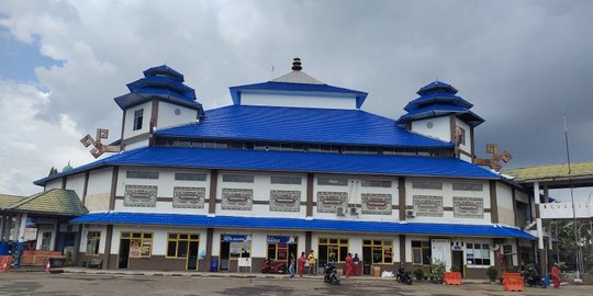 Jelang Larangan Mudik Diberlakukan, Ada Lonjakan Penumpang di Terminal Bandarlampung