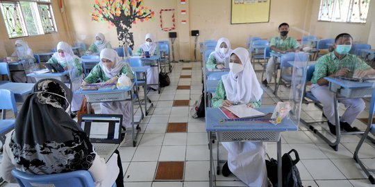 Uji Coba Belajar Tatap Muka, Disdik DKI Sebut Ada Kenaikan Siswa ke Sekolah