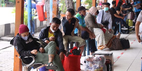 Ganjar Sebut Pemudik Masuk Jateng Capai 2 Ribuan, Petugas Diminta Giatkan Tracking