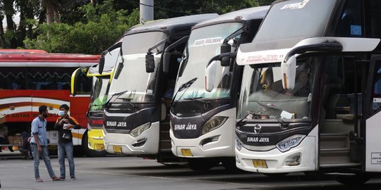 Bus yang Beroperasi Selama Larangan Mudik Diberi Stiker Khusus