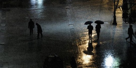 Sebagian Wilayah Jakarta Diprakirakan Hujan Disertai Petir Hari Ini