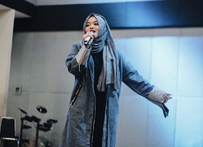 genap berusia 20 tahun intip potret transformasi putri delina dari dulu hingga kini