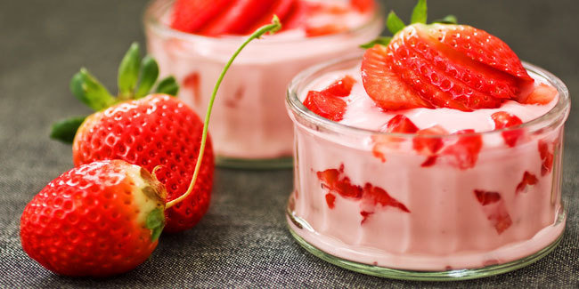 puding strawberry yogurt
