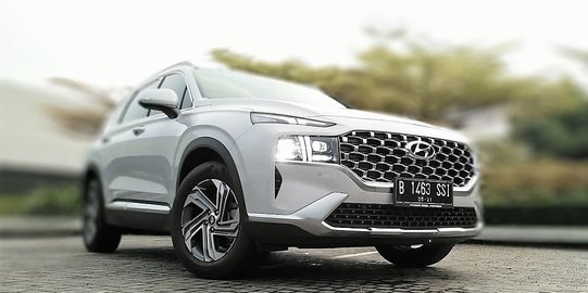 Intip Fitur Keamanan Aktif-Cerdas New Hyundai Santa Fe