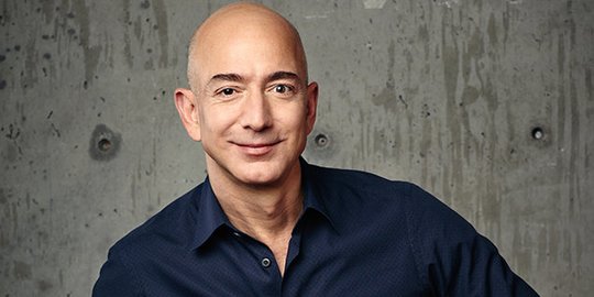 Jelang Lepas Gelar CEO, Jeff Bezos Bawa Amazon Raup Pendapatan Rp1.567 Triliun