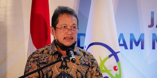 menteri trenggono harap lulusan politeknik kelautan dan perikanan jadi pengusaha