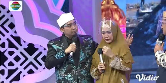 Ustaz Solmed di Masa Pandemi, Jual Baju Bekas Sampai Rumah Didatangi Penagih Utang