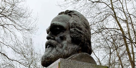 Sejarah 5 Mei: Lahirnya Karl Marx, Bapak Sosialisme Dunia yang Menentang Kesenjangan