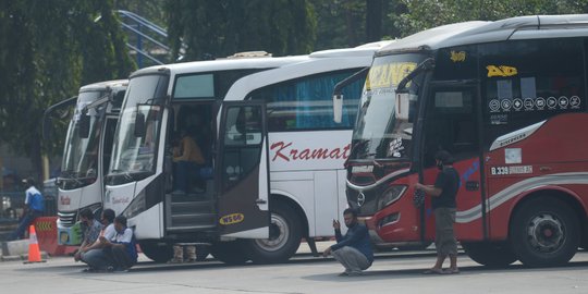 Mobilitas Transportasi Tertahan, Indonesia Masih di Jurang Resesi