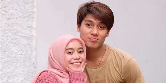 Sudah Semakin Dekat, Lesti Beberkan Kebiasaan Ramadan Bersama Rizky Billar