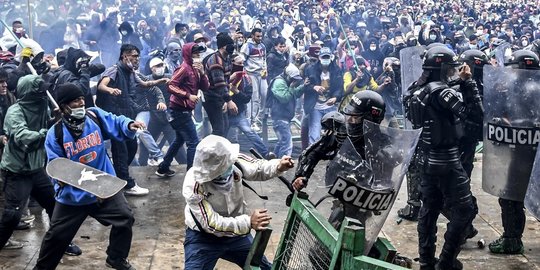 Hari ke-8 Demo Antipemerintah di Kolombia, Aparat Keamanan Kian Brutal