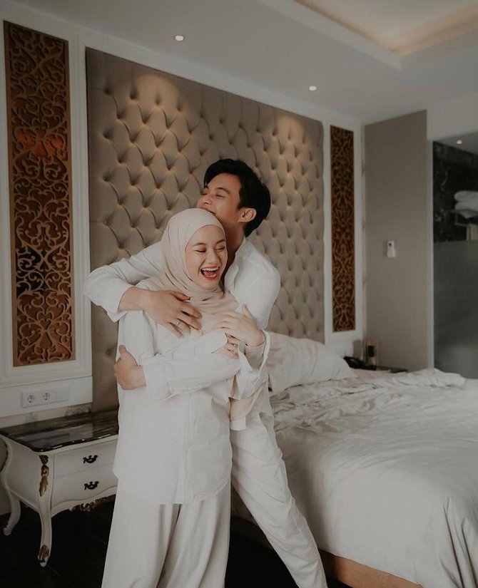 maternity shoot simpel dinda hauw