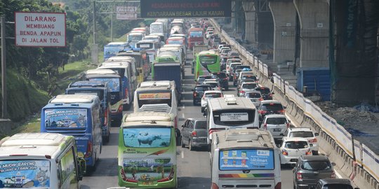 Travel Gelap Nekat Bawa Pemudik Bakal Diberi Sanksi Pencabutan Izin Usaha