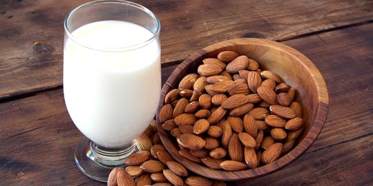 5 Jenis Susu yang Baik untuk Diet, Enak dan Mudah Didapat
