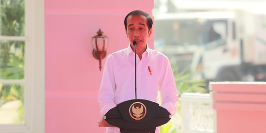 Jokowi Acungkan 2 Jempol untuk Pengelolaan Sampah di Surabaya