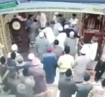 viral imam masjid dipukul orang tak dikenal