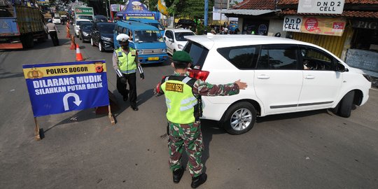 Polri Putar Balikkan 23.573 Kendaraan di Hari Pertama Larangan Mudik