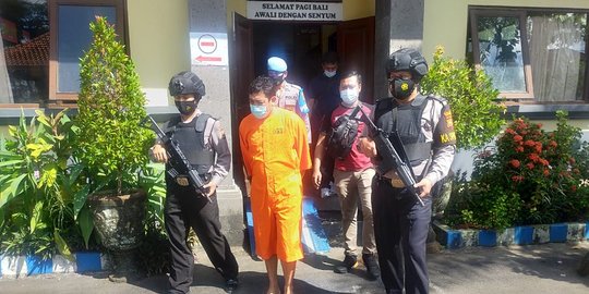 Curi Batangan Besi Baja Senilai Rp30 Juta, Pemborong Proyek di Bali Ditangkap Polisi