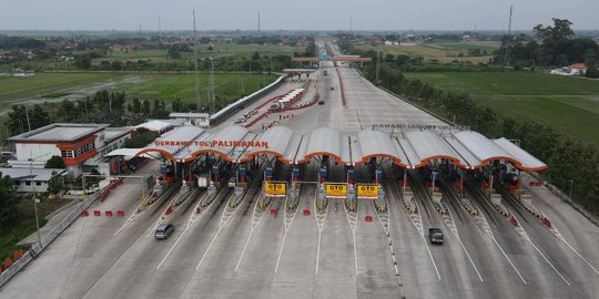 Sepinya Gerbang Tol Palimanan Akibat Larangan Mudik