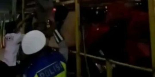 Ingin Mengelabui Petugas, 10 Pemudik ke Banten Sembunyi di Truk Pengangkut Motor
