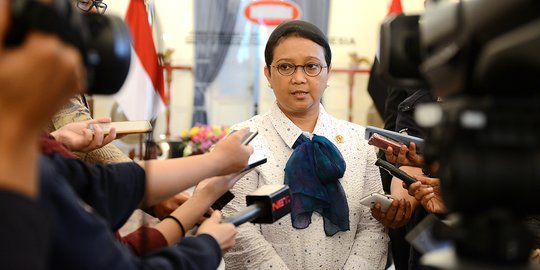 Tegaskan Kesetaraan Akses, Menlu Retno Tolak Hak Paten Vaksin