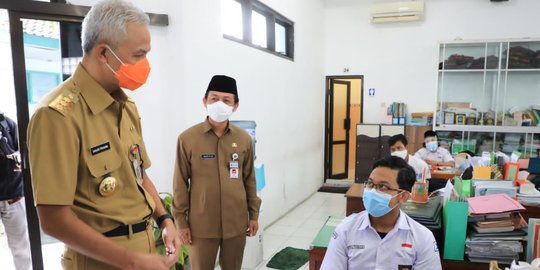 Ganjar Sebut Masih Banyak Pemudik Terobos Jateng, Satu Positif Covid-19