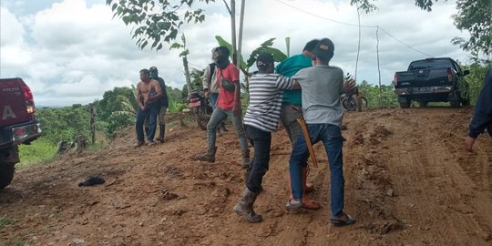 Setop Ekskavator Kupas Lahan, Camat di Tenggarong Diduga Dianiaya