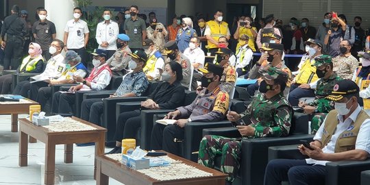 Kapolri Sebut Tempat Wisata di Wilayah Zona Merah Covid-19 Ditutup