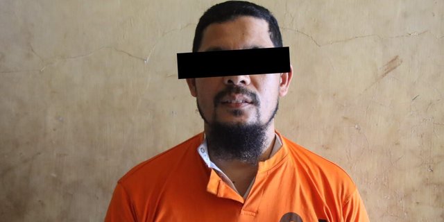Polisi Tetapkan Eks Pimpinan FPI Aceh Tersangka & Langsung Dijebloskan ke Bui
