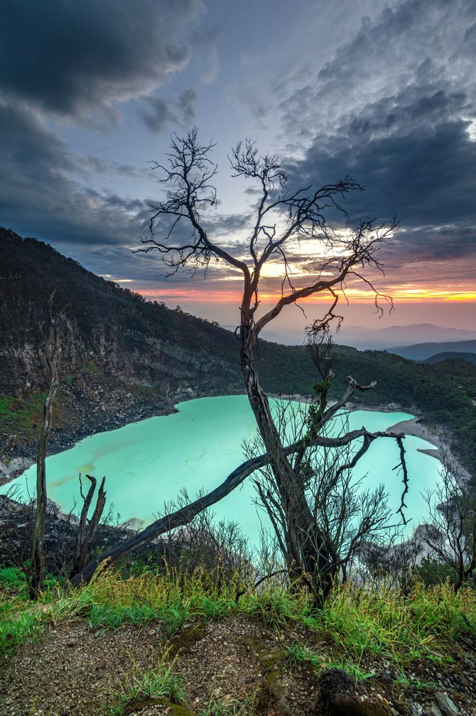 pesona gunung patuha bandung