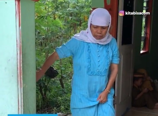 kisah haru nyai tun jadi guru ngaji rela ajari santri meski tak bisa lihat