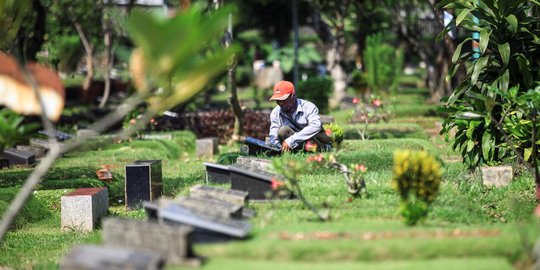 Pemprov DKI Jakarta Larang Ziarah Kubur Saat Lebaran