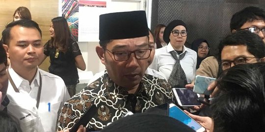 Ridwan Kamil Imbau Kepala Daerah Salat Id di Rumah, Tunda Kegiatan Silaturahmi