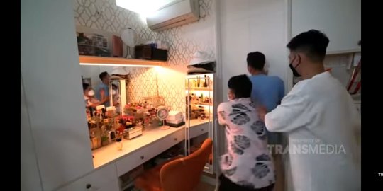 Nagita 30 Menit Tak Keluar dari Kamar Mandi, Raffi Panik Sampai Dobrak Pintu