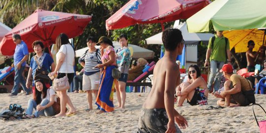 DPR Dorong Mendagri Minta Pemda Tutup Wisata Cegah Potensi Kerumunan
