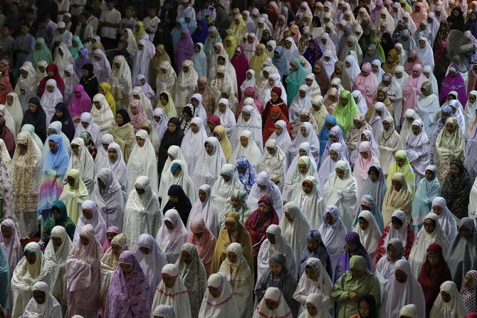 salat idul fitri di masjid istiqlal