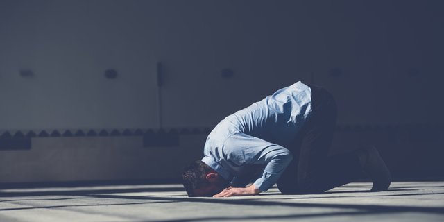 Niat Salat Idulfitri di Rumah Sendiri dan Jemaah, Lengkap dengan Tata Caranya